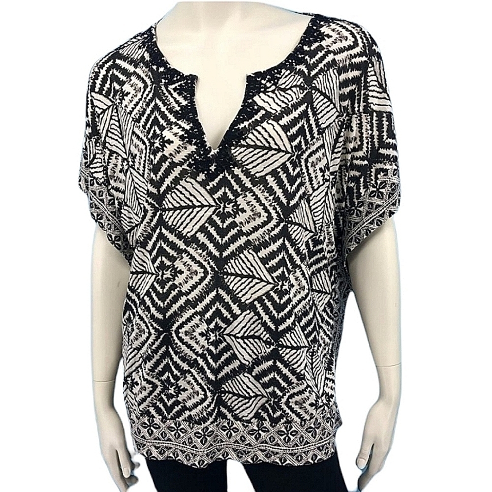 Lucky Brand Women’s Medium Boho Tribal Diamond Pattern V-Neck Blouse